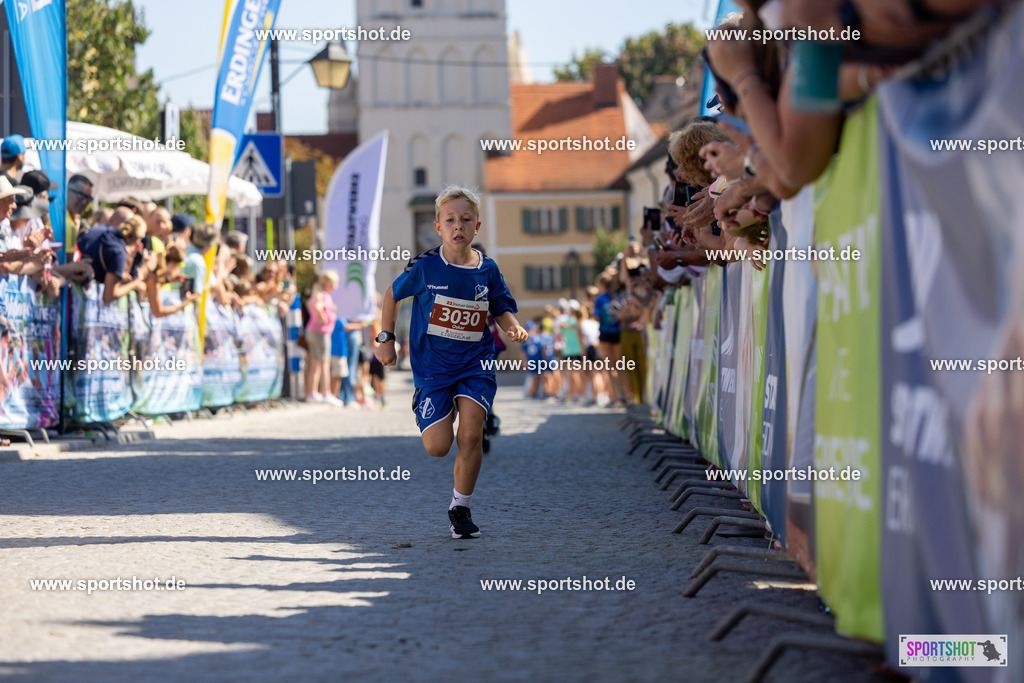 VJ__3135 | Stadtlauf Erding 2025 #stadtlauferding #erdingstadtlauf #stadtlauf_erding #laufmotivation #trisporterding #yourpictrs #sportshot_your_pictrs