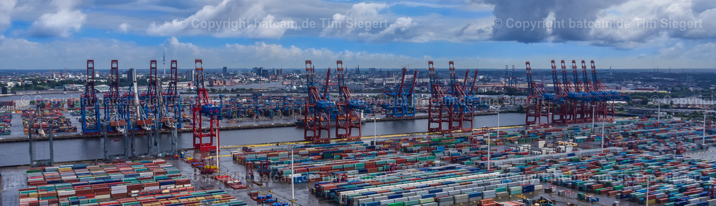 Hamburg-Hafen-Richtung Nord Ost | Hamburg Hafen Blick Richtung Nord Ost Panorama Luftbild - Realisiert mit Pictrs.com