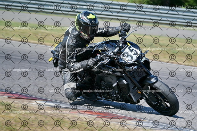 25bt04-0315 | markuskiefer.com - Realisiert mit Pictrs.com