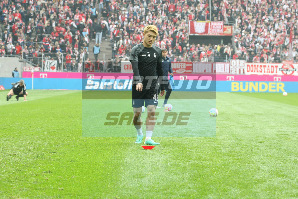 1. FC Köln - SC Freiburg | Ritsu Doan - © Sportfoto-Sale (MK) - Realisiert mit Pictrs.com