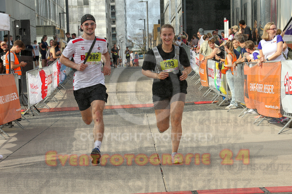 250920_1533_EX1_9970 | Sportfotografie im Rhein-Sieg Kreis, Köln, Bonn, NRW, Rheinland Pfalz, Hessen, etc. Unser Tätigkeitsfeld umfasst den Laufsport vom Volkslauf über den Marathon, Duathlon, Triathon bis zum Ultralauf wie Kölnpfad Ultra oder Schindertrail.