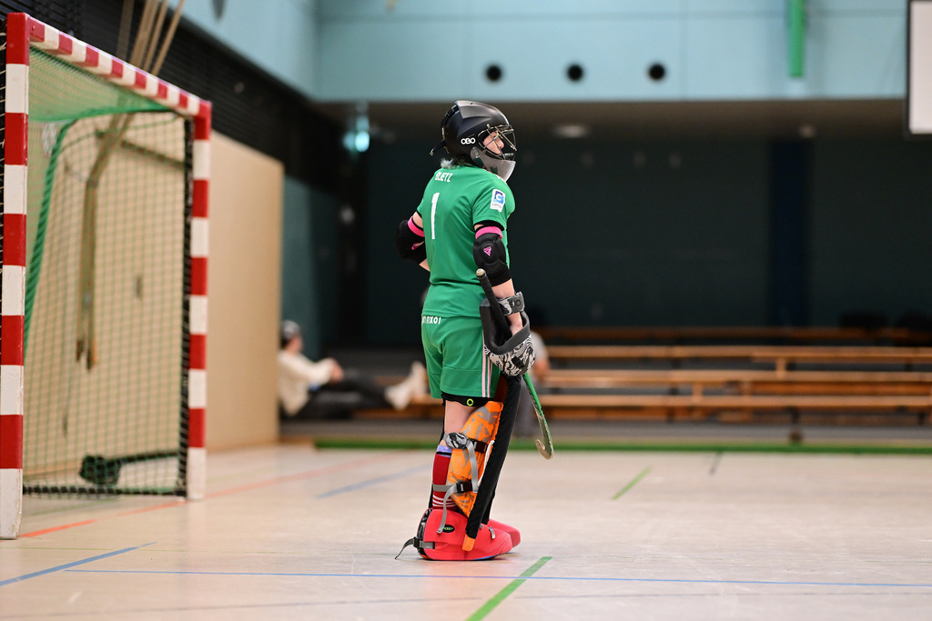 Hockey I Frauen I Halle 2024-2025 I 1. Bundesliga Nord I 5. Spieltag I Großflottbeker THGC - Bremer HC | Der Sportfotograf. - Realisiert mit Pictrs.com