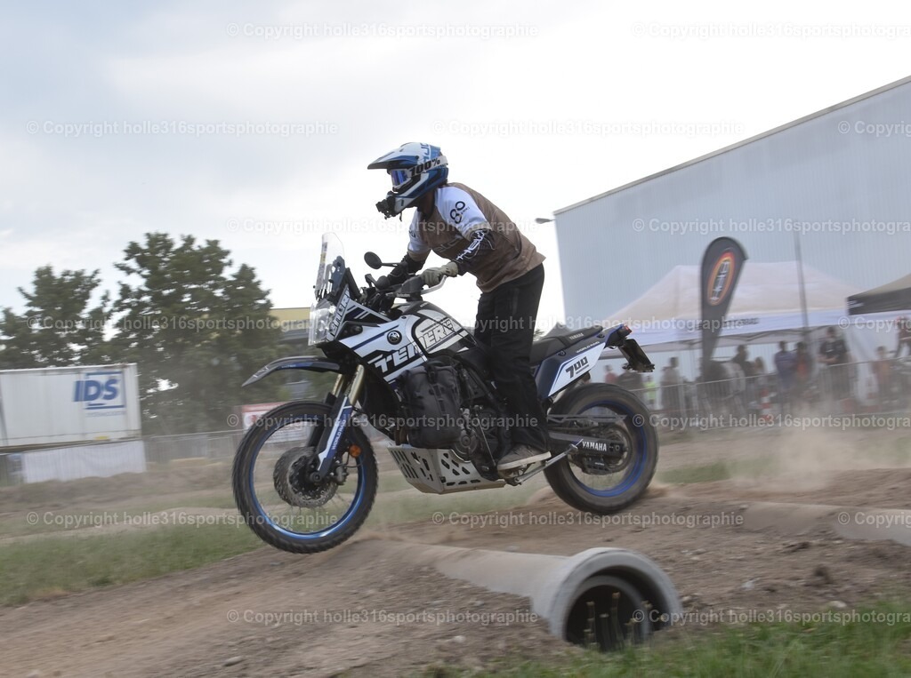DSC_0583 | Sportfotografie , Motorsport, Motoross, Reitsport, Mointainbike, Enduro,
Landschaft , Outdoor, Eventfotografie, Landschaft, Bilder online bestellen - Realisiert mit Pictrs.com