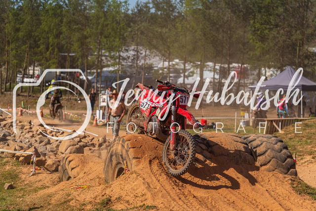 JHF.ECHT.3h.Samstag.201 | jennyhubatsch-endurofotografie
