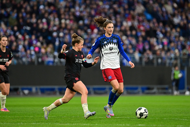 Fußball I Frauen I Saison 2025-2026 I DFB-Pokal I Achtelfinale I Hamburger SV - Bayer 04 Leverkusen I 15723 | Der Sportfotograf. - Realisiert mit Pictrs.com