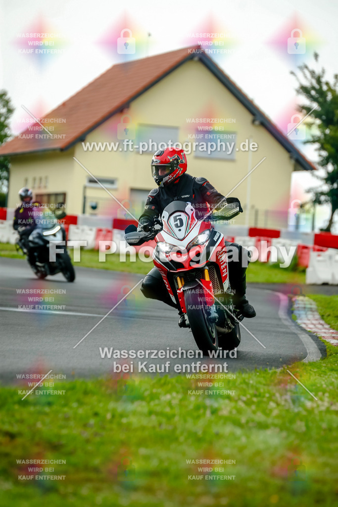 VBK-3891 | Hier findet Ihr Bilder von Touristenfahrten auf der Nürburgring Nordschleife oder von anderen Veranstaltungen die ich besucht habe. Viel Spass beim Durch Schauen 