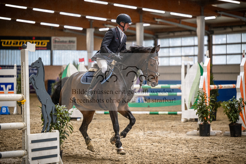 DOS_B1398 | Entdecke hochwertige Reitturnierfotos von Foto Oger. Professionell, emotional und authentisch – jetzt Lieblingsmomente im Shop bestellen.Deutschlandweite Turnierfotografie. - Realisiert mit Pictrs.com