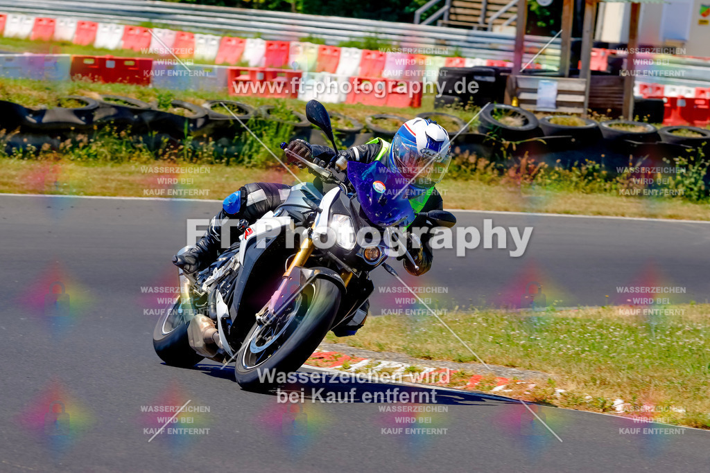 _MOT9522 | Hier findet Ihr Bilder von Touristenfahrten auf der Nürburgring Nordschleife oder von anderen Veranstaltungen die ich besucht habe. Viel Spass beim Durch Schauen 