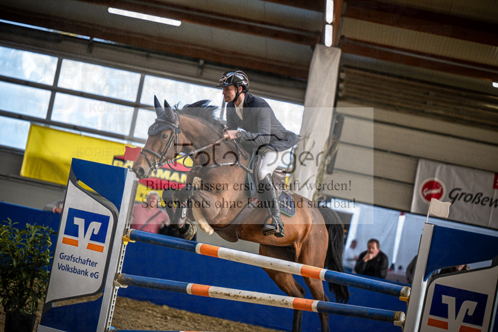 DOS_2889 | Entdecke hochwertige Reitturnierfotos von Foto Oger. Professionell, emotional und authentisch – jetzt Lieblingsmomente im Shop bestellen.Deutschlandweite Turnierfotografie. - Realisiert mit Pictrs.com