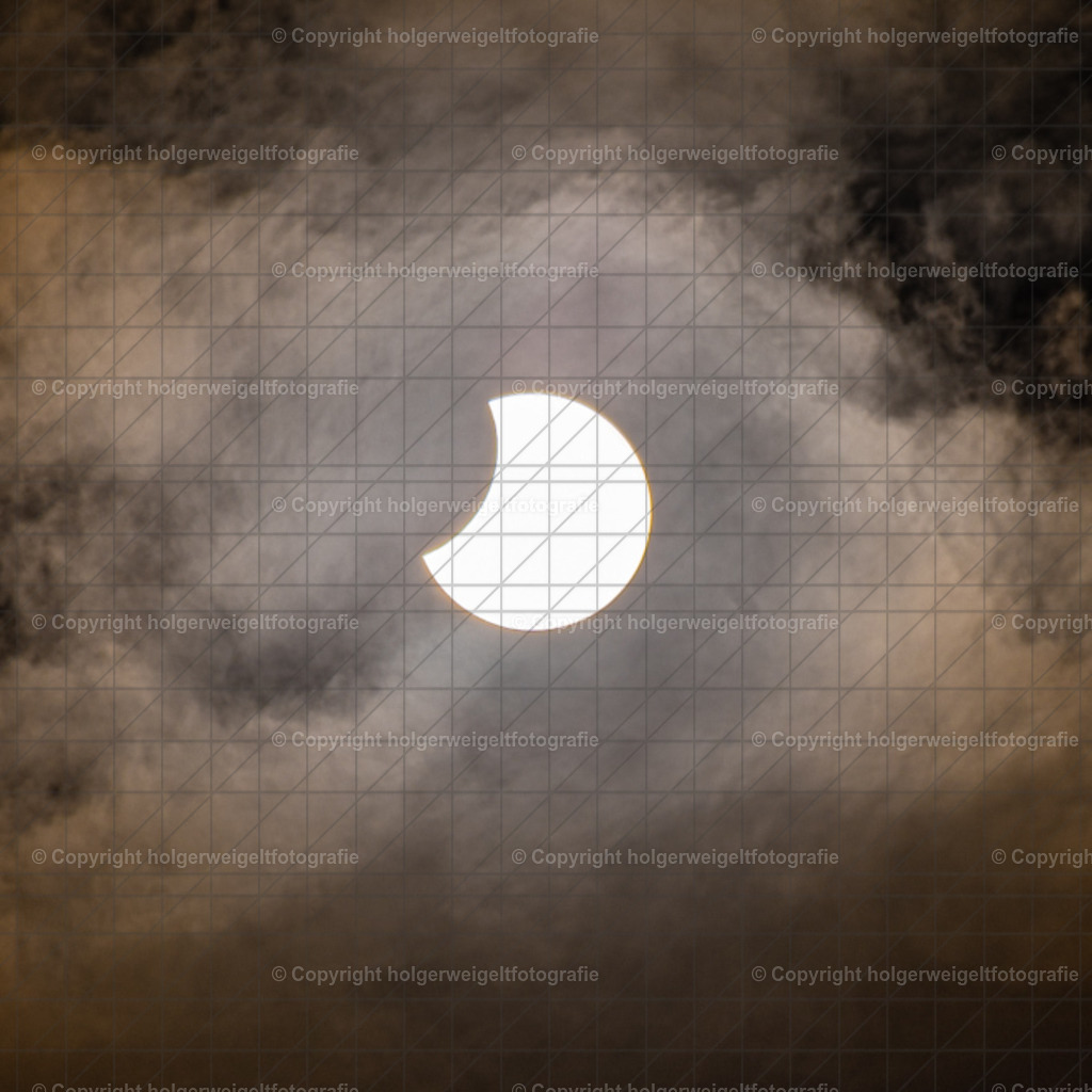 Sonnenfinsternis | vom 25.10.2022 - Realisiert mit Pictrs.com