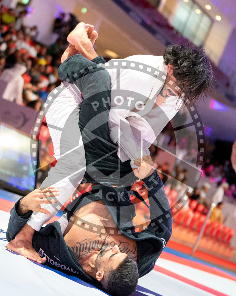 20231107PBB4948 | Fighters compete during the AJP World Master Championship in the Mubadala Arena in Abu Dhabi, Arab United Emirates, on November 7, 2023.