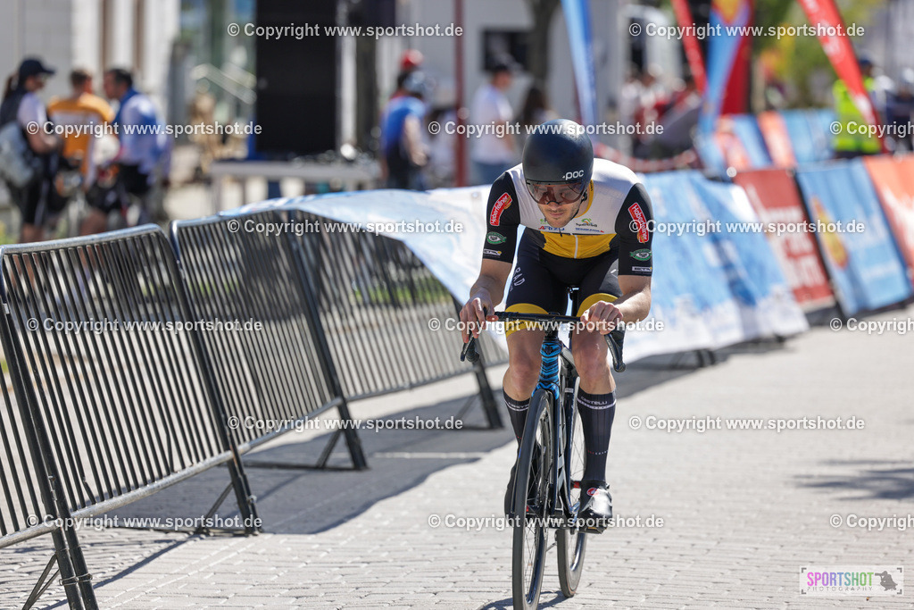 VJ__5281 | Neusiedlersee Radmarathon 2026@sportshot_your_pictrs #yourpictures#roadtowm2029 #nrm #neusiedlerseeradmarathon #neusiedlersee #neusiedlerseetourismus #burgenland #mörbisch #nrm26 #burgenlandtourismus #voglundco #poweredbyburgenlandtourismus #radsport #rad #marathon #ucigranfondo #visitburgenland #ucigranfondoworldseries