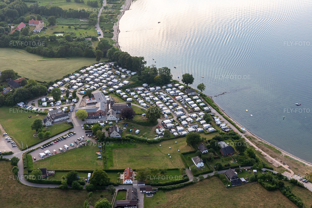 Luftbild: Campingplatz Bockholmwik, Restaurant Bock 19 im Ortsteil Rüde in Munkbrarup im Bundesland Schleswig-Holstein in Deutschland. Foto: IMG_127901.jpg vom 23.07.2021 durch Werner Riehm/FLY-FOTO.de