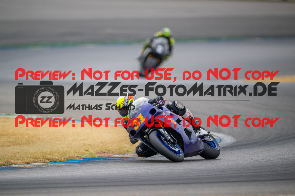 MaZZes-Fotomatrix-20260809-578126 | R1