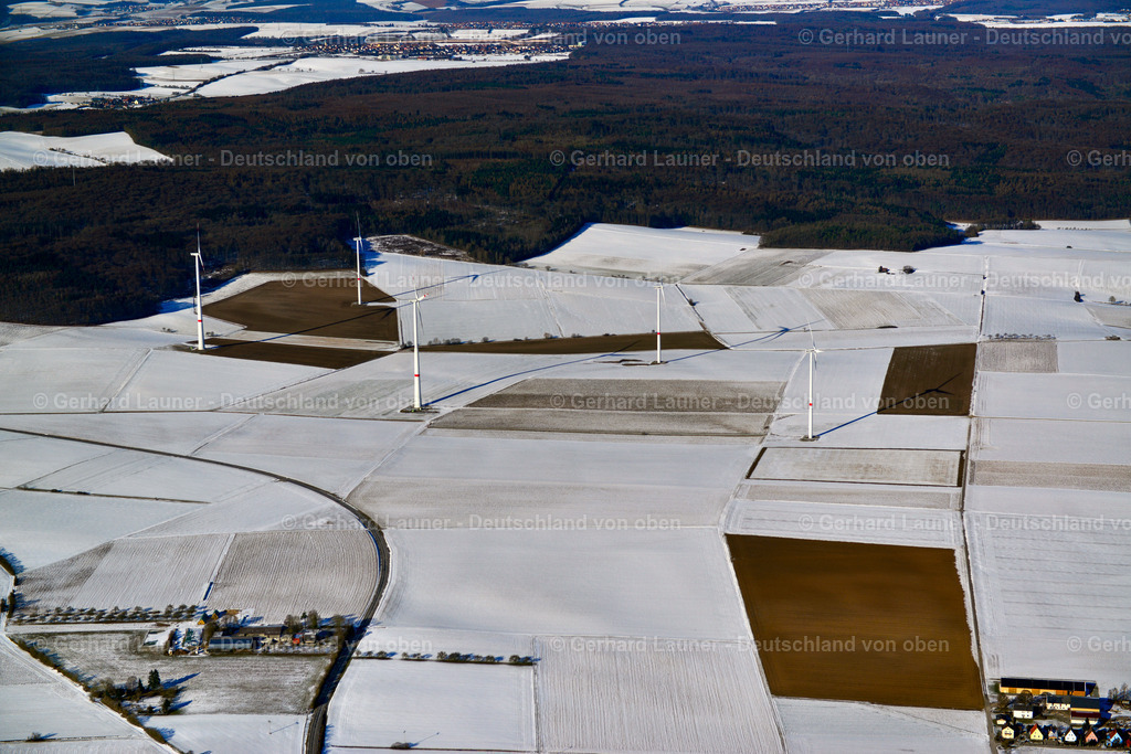 3700000 | Windräder bei Geroldshausen