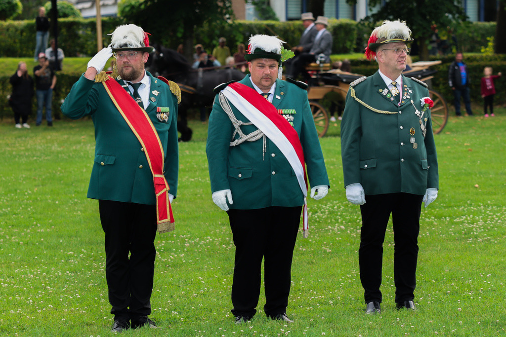 top-top.de-250601-078 | Foto, Video, Fotografie, Videografie, Fotobox, DJ, Discjockey, Musik, Musikbox, Veranstaltung, Photobooth, Amazon, Ebay, Buchtipp, Bestseller, Autor, Verlag, Buch, Wesel, Hamminkeln, NRW, Dinslaken, Rees, Drohne, Hochzeit, Party, Fotobox, Wesel, Fotograf