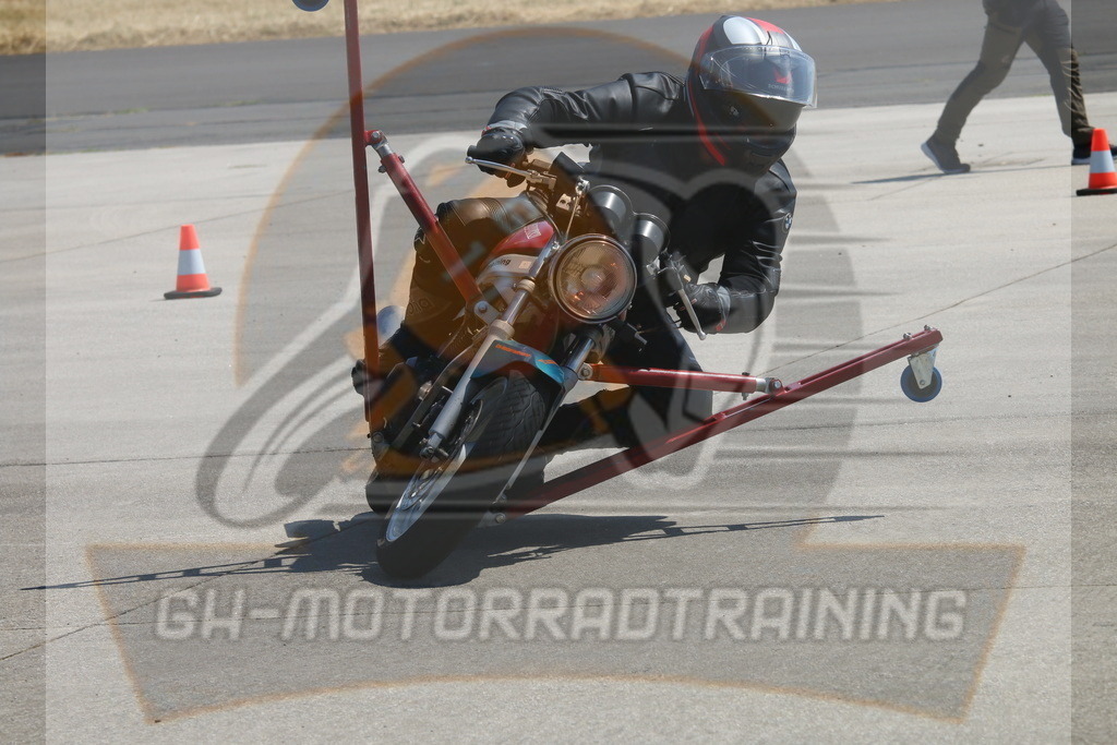 IMG_3092 | gh-motorradtraining-foto.de - Realisiert mit Pictrs.com
