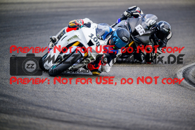 MaZZes_FotoMatrix_240717_6007705_5265 | WEISS