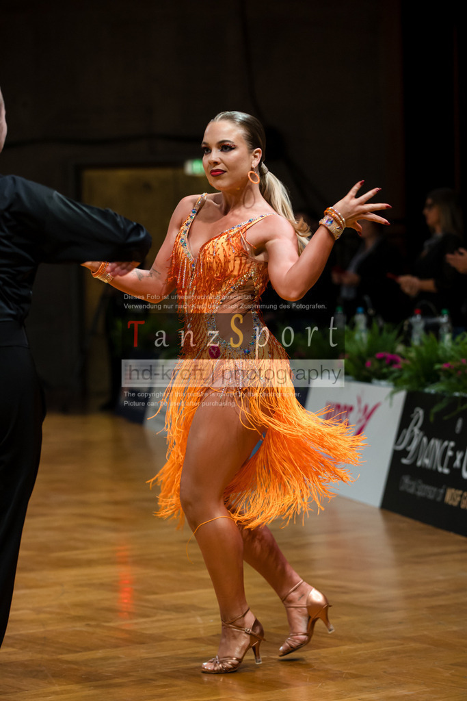 20250819_GOC-Adult-Lat_1260 | Tanzsportbilder, Standardtanz, Lateintanz, WDSF, DTV, LTVB, dancecomp, goc, hessen tanzt, blaues band der spree, walzer, tango, wiener walzer, slowfox, quickstepp, samba, rumba, cha-cha-cha, paso doble. jive, hd-kroft photography, turniertanzsport