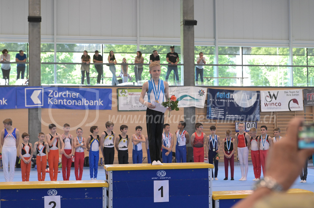 104. Zürcher Kunstturnertage Neftenbach - 14. May 2022 | 104. Zürcher Kunstturnertage Neftenbach
Turnhalle Ebni, Neftenbach
Programm 3/4 (P3/P4)
Bild: Sportfotografie Markus Aeschimann | www.markus-aeschimann.ch - Realisiert mit Pictrs.com