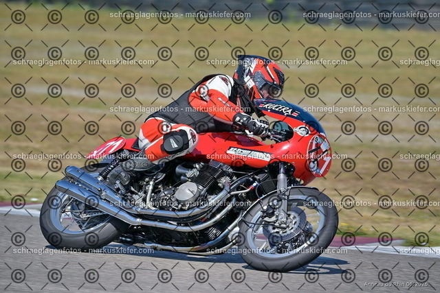 26bc03-0104 | markuskiefer.com - Realisiert mit Pictrs.com