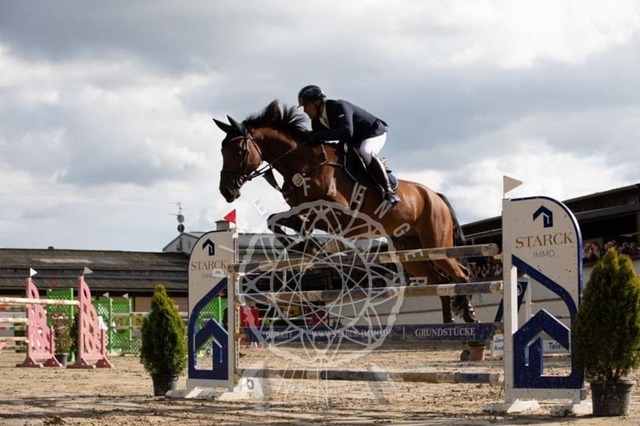 2B4A3693 | pixelfaenger - Realisiert mit Pictrs.com