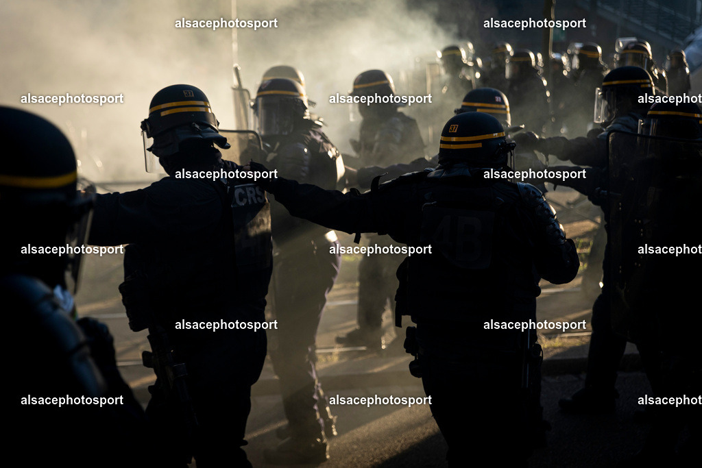 _B7A1523 | manifestation de lycéens à Strasbourg, le 6 octobre 2026, dans le cadre d’un mouvement national de protestation contre les conditions d’apprentissage. - Realisiert mit Pictrs.com