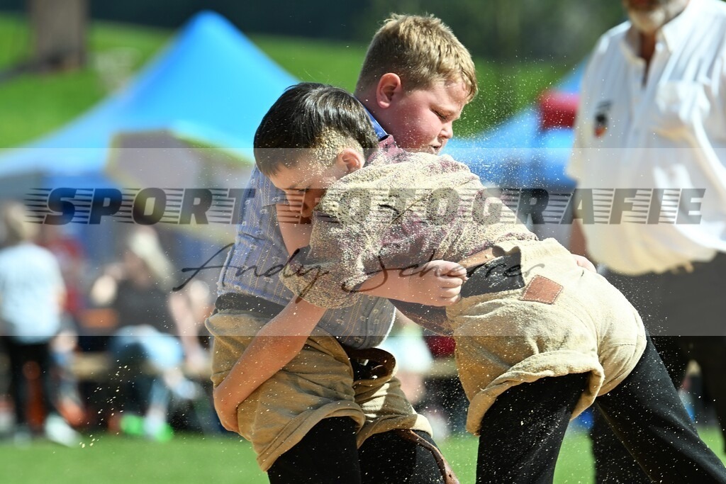 DSC_4452aaa | Kaufen Sie Sportbilder im Onlineshop von Andy Scherrer Sportfotografie. Faszinierende Bilder von Sportevents aus der ganzen Schweiz. Fussball, Frauenfussball, Unihockey, Handball, Schwingen und weiteren Sportarten. - Realisiert mit Pictrs.com