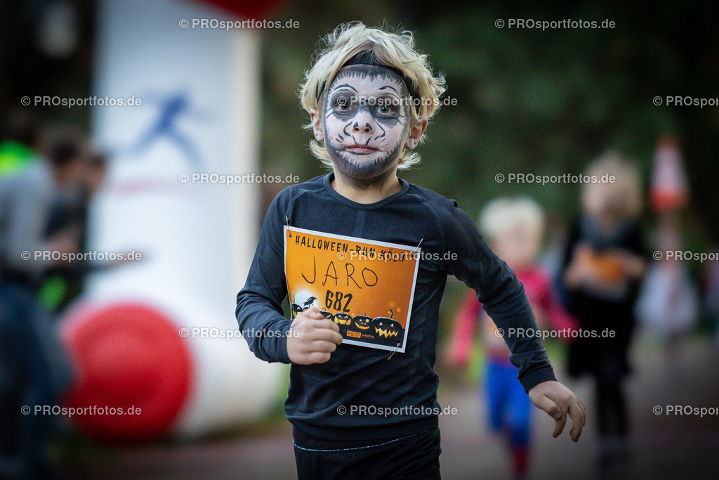 Halloween Run 2022 in Koeln, 31.10.2022 | Impressionen vom Halloween Run 2022 am 31.10.2022 in Koeln (Forstbotanischer Garten Rodenkirchen). Foto: BEAUTIFUL SPORTS/Axel Kohring
