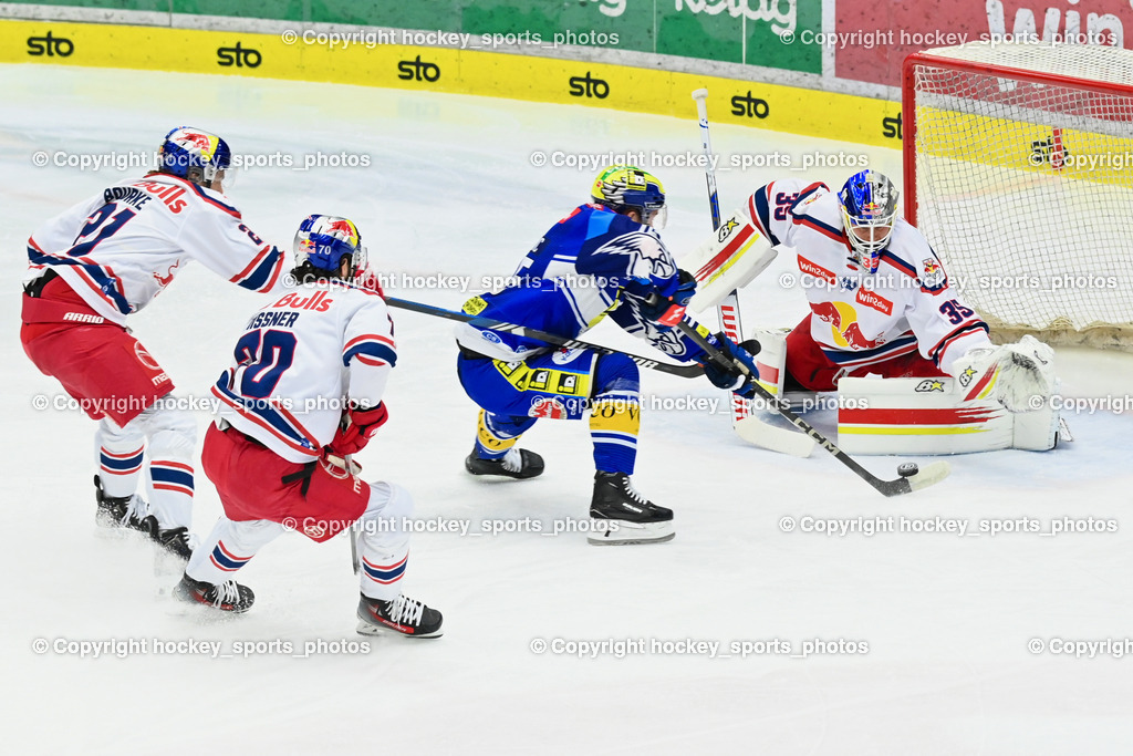 EC IDM WÄRMEPUMPEN VSV vs. EC Red Bull Salzburg | #21 Bourke Troy Wayne EC Redbull Salzburg, #70 Nissner Benjamin EC Redbull Salzburg, #35 TOLVANEN ATTE EC Redbull Salzburg, #95 Katic Mark EC VSV, EC IDM WÄRMEPUMPEN VSV vs. EC Red Bull Salzburg, EC IDM WÄRMEPUMPEN VSV vs. EC Red Bull Salzburg am 17.01.2025 in Villach (Stadthalle Villach), Austria, (Photo by Bernd Stefan)