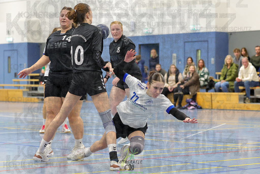 Frauen 2. Bezirksklasse, SG Rechtenbach - HSG Kleenheim/Langgöns III | Frauen 2. Bezirksklasse, SG Rechtenbach - HSG Kleenheim/Langgöns III am 16.11.2024 in Rechtenbach (Sporthalle Rechtenbach)Photo © 2024 - Jörg Heinrich - Realisiert mit Pictrs.com