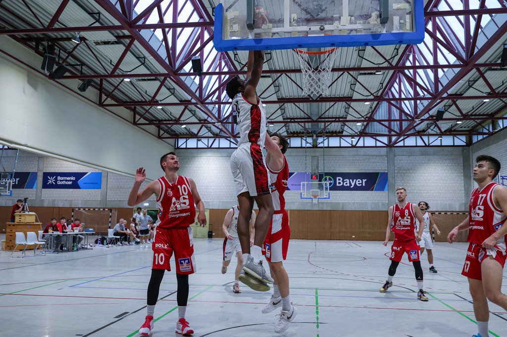 Regio Test BAYER GIANTS vs BSV Münsterland Baskets Wulfen-74 | Fotos von Basketballspielen aus dem Raum NRW fotografiert von Gero Mueller-Laschet und Daniel Schaefer - Realisiert mit Pictrs.com