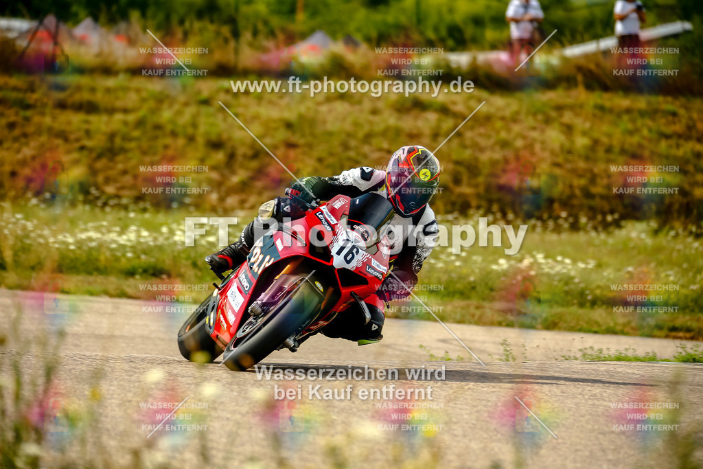 Chambley Juli-0574 | Hier findet Ihr Bilder von Touristenfahrten auf der Nürburgring Nordschleife oder von anderen Veranstaltungen die ich besucht habe. Viel Spass beim Durch Schauen 