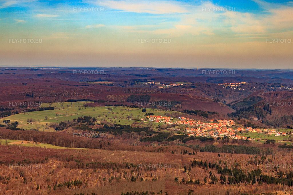 Vue aérienne: Vue de la ville depuis le sud à Phalsbourg dans le département Moselle, France – .Photo: IMG_38527.jpg prise le 20/03/2011 par Werner Riehm/FLY-FOTO.eu – Résolution de l'original: 4413 x 2942 px