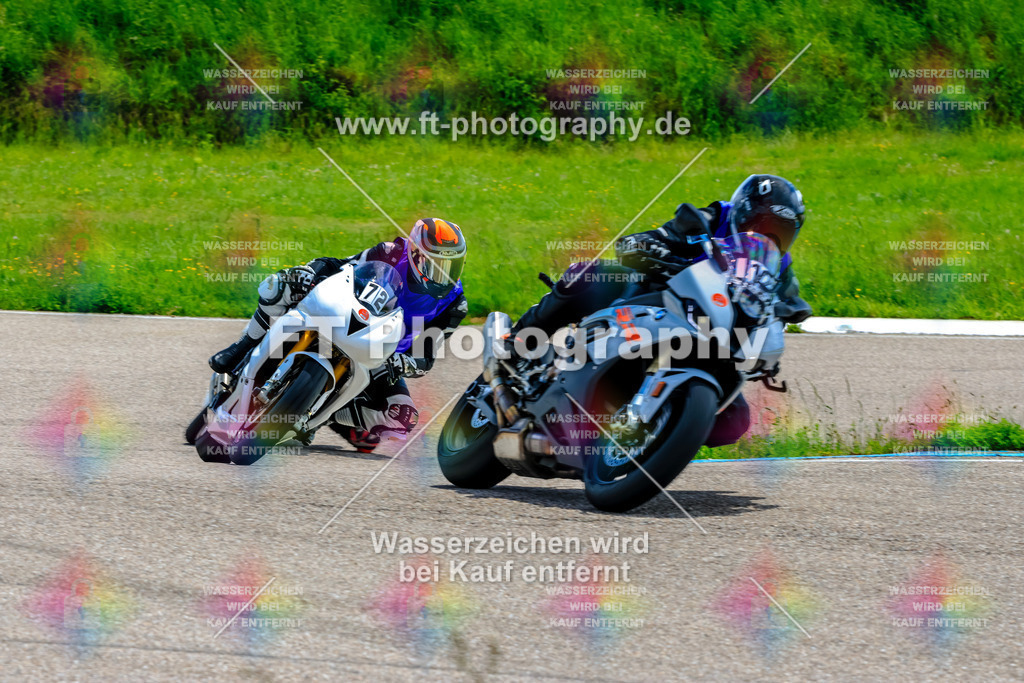 MotoTeam-9922 | Hier findet Ihr Bilder von Touristenfahrten auf der Nürburgring Nordschleife oder von anderen Veranstaltungen die ich besucht habe. Viel Spass beim Durch Schauen 