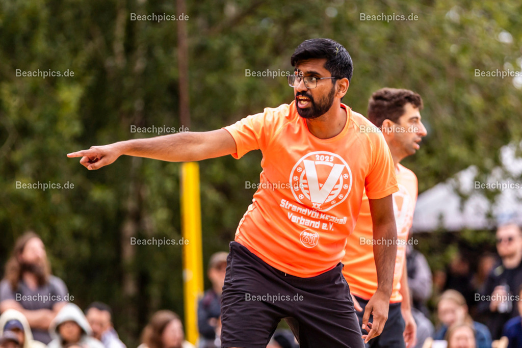 2025-200084116-Strandvölkerball-WM |  24.08.2025; Berlin Foto: Gerold Rebsch - www.beachpics.de