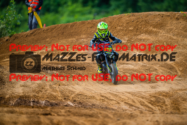 MaZZes_FotoMatrix_220528_8804 | Fotograf Mathias Schmid
Sportfotograf,
Eventfotograf,
Hochzeitsfotograf,
Portraitfotograf