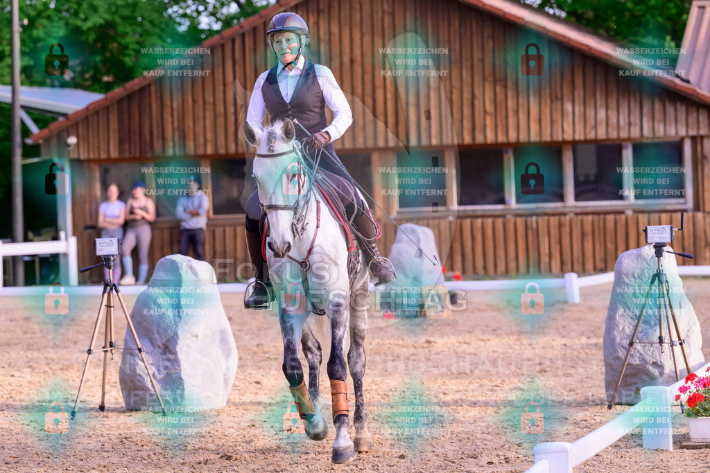 02052026-Giesenbach-03-Speedtrail-1145 | Fokus Hufschlag Fotografie - Realisiert mit Pictrs.com