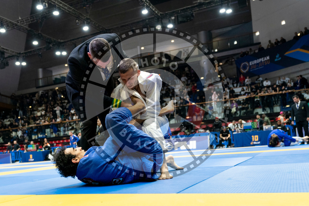 20240121PBB5632 | Fighters compete during the second day of the IBJJF European Championship in Paris, France, on January 21, 2024.