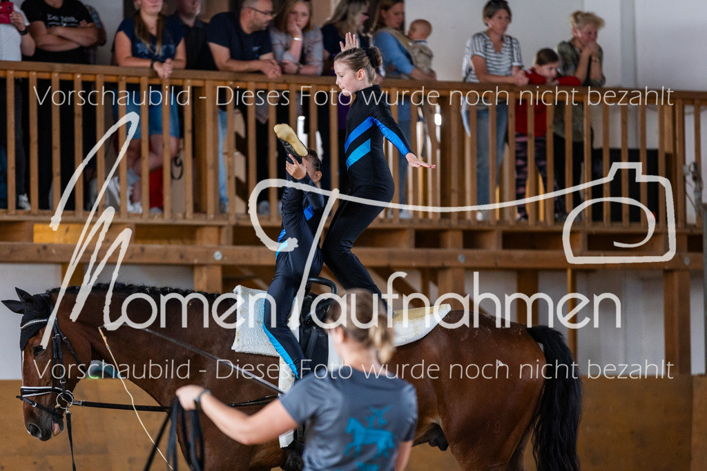 SS-Maxi-062 | MomenTaufnahmen Pferdesportfotos