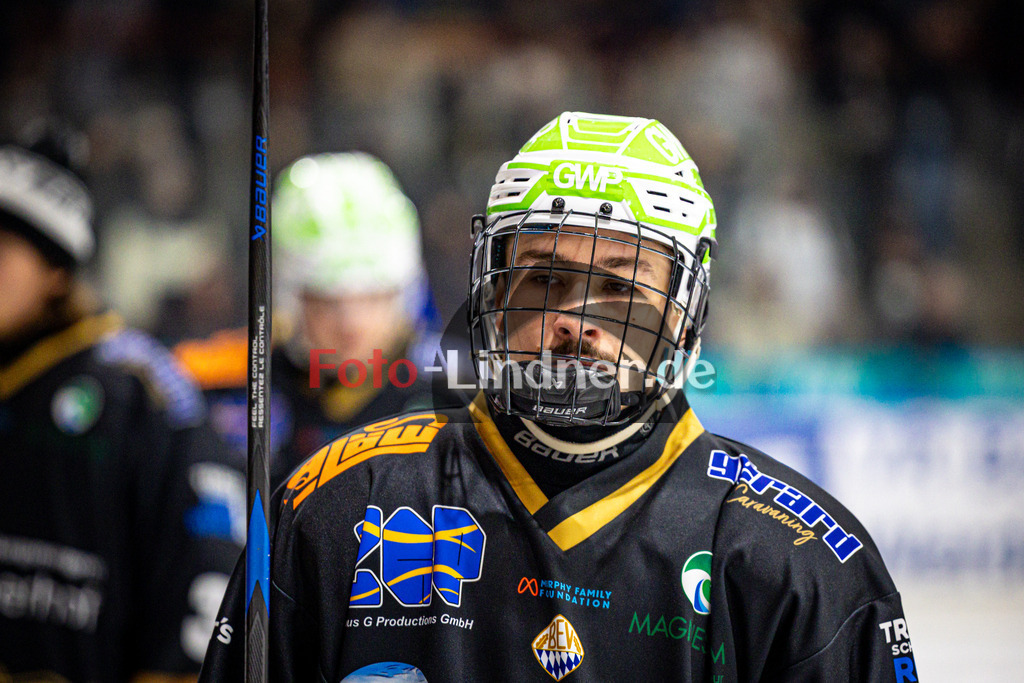Peißenberg MINERS gegen EHC Königsbrunn LÖWEN | Eishockey Bayernliga 2025/26 Viertelfinale Spiel 2, Peißenberg MINERS gegen EHC Königsbrunn LÖWEN, 20260208,Denis DEGENSTEIN (MINERS 28) Portrait,2026-02-08 in Peißenberg (flatbuy Arena Peißenberg), Denis DEGENSTEIN (MINERS 28)Copyright: WolfgangxLindner www.foto-lindner.de