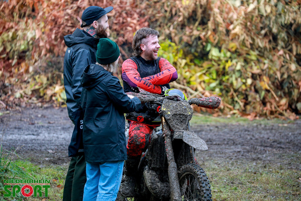 OpenTrack2024_Samstag_143 | Bildergalerie von Sport-Ereignissen aber auch von weiteren spannenden Dingen - nicht nur vom Niederrhein. In Anlehnung an den bekannten Spruch von Hanns Dieter Hüsch heißt das Motto: "Niederrhein ist überall".  - Realisiert mit Pictrs.com