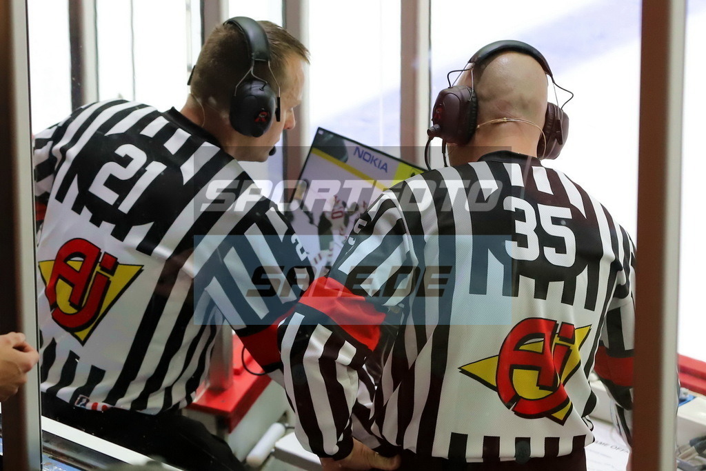 Videostudium IIHF Referees | Videostudium IIHF Referees - Realisiert mit Pictrs.com