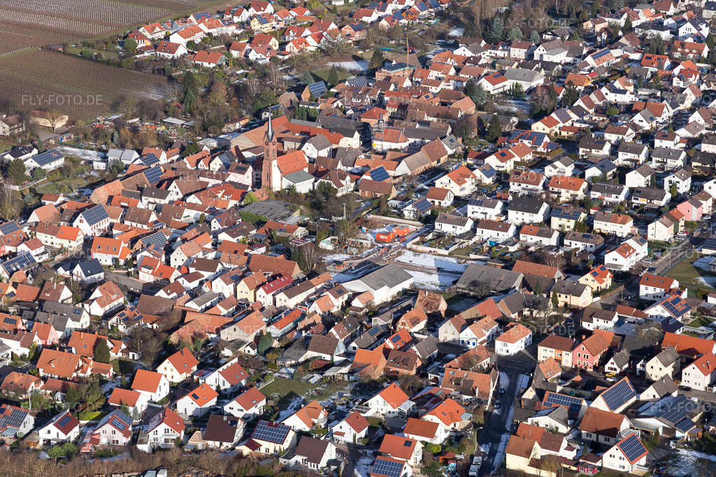Luftbild: Dorfansicht aus Südwesten im Winter im Ortsteil Niederhochstadt in Hochstadt im Bundesland Rheinland-Pfalz in Deutschland. Foto: IMG_096252.jpg vom 15.01.2017 durch Werner Riehm/FLY-FOTO.de