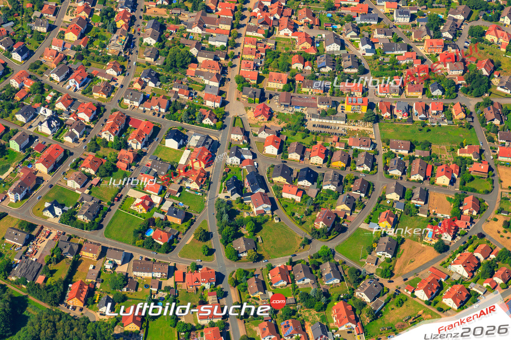 Die Luftaufnahme der Stadt Kemmern wurde vom UL-Flugzeug heraus erstellt ( keine Drohne )- hohe Auflösung für beste Qualität