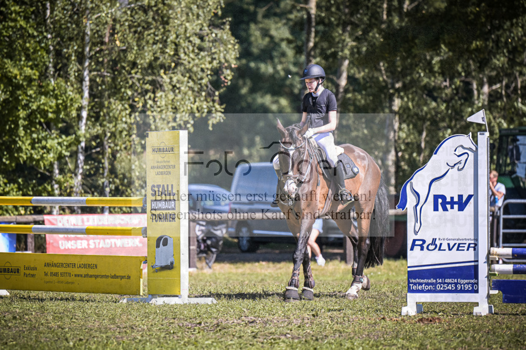 DOS_0279 | Entdecke hochwertige Reitturnierfotos von Foto Oger. Professionell, emotional und authentisch – jetzt Lieblingsmomente im Shop bestellen.Deutschlandweite Turnierfotografie. - Realisiert mit Pictrs.com