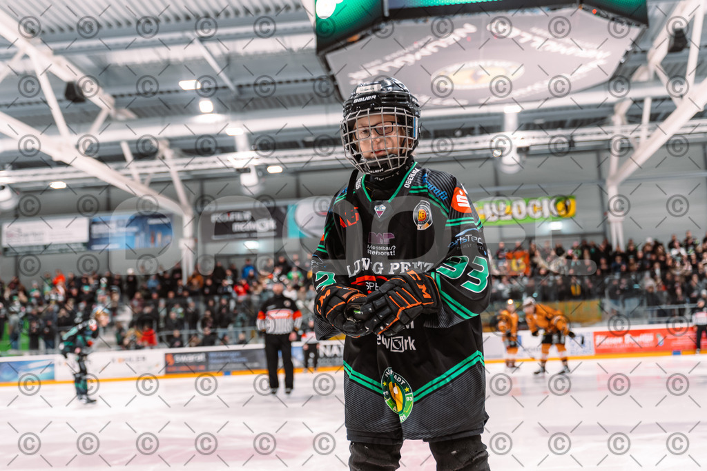 Alligators_vs_Fuessen_21.11.2025-021 | Höchstadt Alligators Fotogalerie: Eishockey-Action aus Franken. Professionelle Spielfotos, Portraits & Stadionbilder zum Download. Jetzt entdecken! - Realisiert mit Pictrs.com