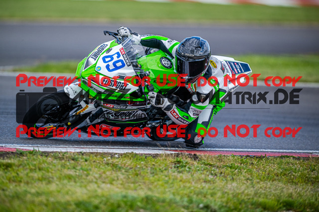 MaZZes_FotoMatrix_220506_92404 | Fotograf Mathias Schmid
Sportfotograf,
Eventfotograf,
Hochzeitsfotograf,
Portraitfotograf