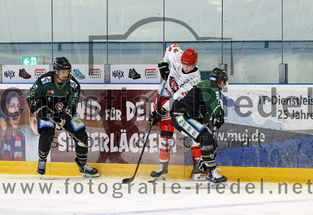 2022-09-25_042_TSV_Erding_gegen_EHC_Klostersee | Erding, Deutschland, 25.09.2022:
Eishockey, Bayernliga 2022 / 2023, Testspiel, TSV Erding gegen EHC Klostersee, Endergebnis: 8:2

Foto: Christian Riedel / fotografie-riedel.net