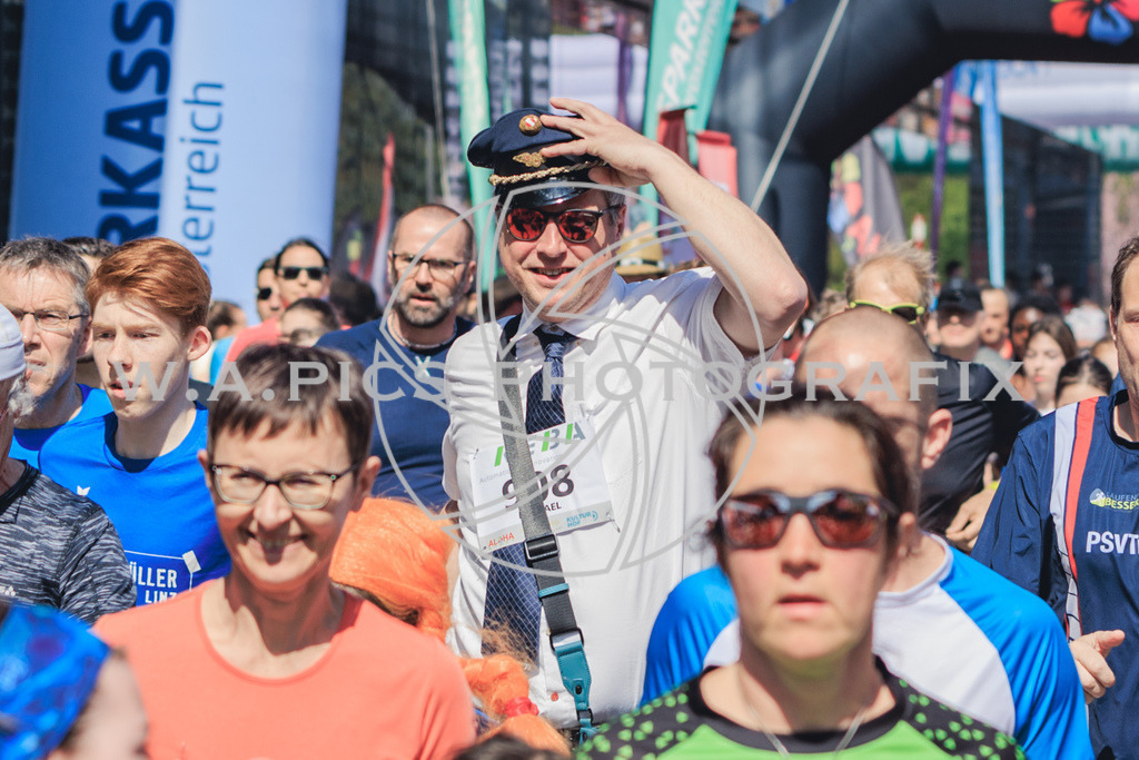 0C8A1991 | Sport-,  Presse- und Eventbegleitung!
Contact me !
